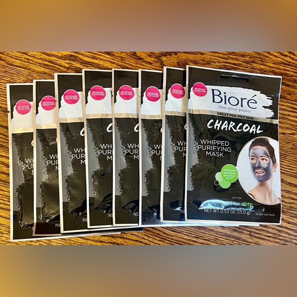 Bioré charcoal whipped purifying mask 8 count